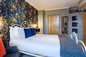 Jolyon's Boutique Hotel