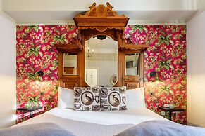 Jolyon's Boutique Hotel