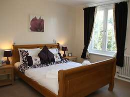 The Royal Lodge