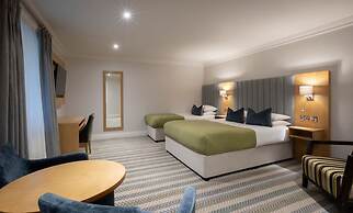 Killarney Heights Hotel