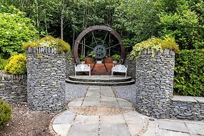 Killarney Heights Hotel