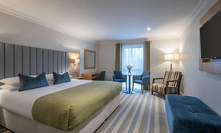 Killarney Heights Hotel