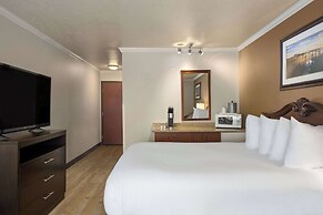 Ramada by Wyndham Moses Lake