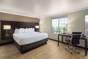 Ramada by Wyndham Moses Lake