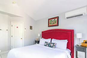 Inn on Charlotte