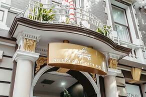 Auckland City Hotel