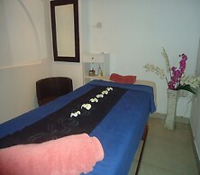 Global Towers Hotel & Apartments