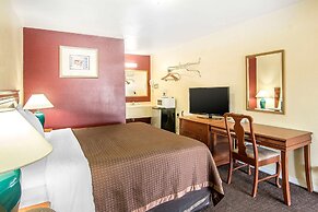 Rodeway Inn Medford South I-5