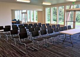 Alaska Glacier Lodge