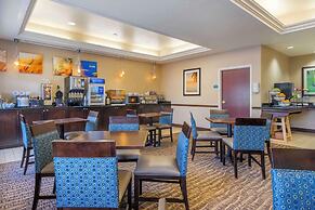 Comfort Inn & Suites Northeast - Gateway