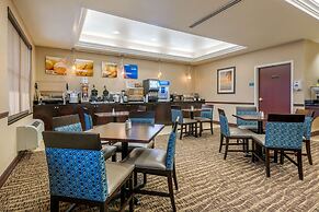 Comfort Inn & Suites Northeast - Gateway