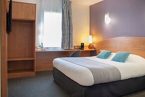 Brit Hotel Bressuire (formerly Plume Hotel)