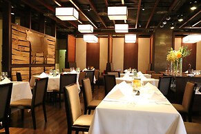 Grand Victoria Hotel