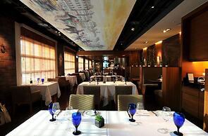 Grand Victoria Hotel