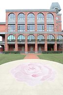 Grand Victoria Hotel