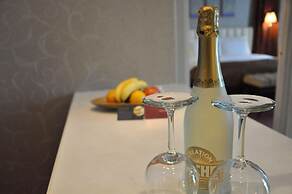 Grand Victoria Hotel