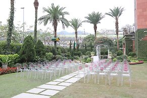 Grand Victoria Hotel