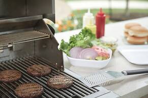 Staybridge Suites Austin Airport by IHG