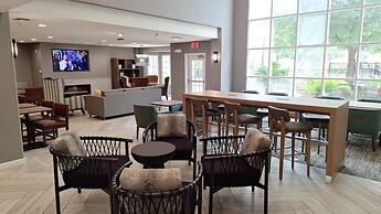 Staybridge Suites Austin Airport by IHG