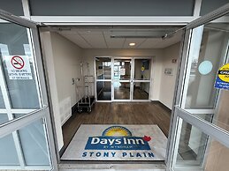Days Inn by Wyndham Stony Plain