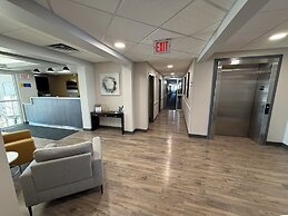 Days Inn by Wyndham Stony Plain
