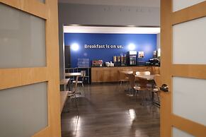 Days Inn by Wyndham Stony Plain