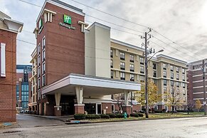 Holiday Inn Indianapolis Downtown, an IHG Hotel