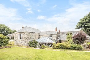 Trehellas House Hotel and Courthouse Restaurant