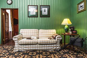 Lancaster Court Hotel