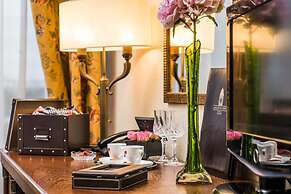 Lancaster Court Hotel