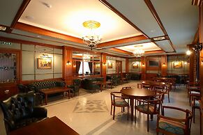 Lancaster Court Hotel