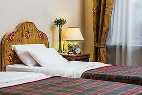 Lancaster Court Hotel