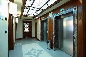 Lancaster Court Hotel