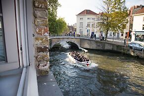 Canalview Hotel Ter Reien