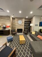 Comfort Inn & Suites Fairburn - Atlanta Southwest