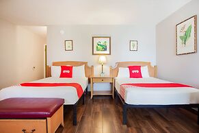 OYO Waterfront Hotel - Cape Coral/Fort Myers, FL