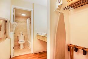 OYO Waterfront Hotel - Cape Coral/Fort Myers, FL