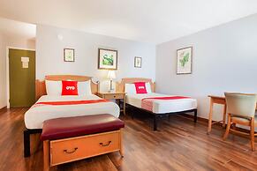 OYO Waterfront Hotel - Cape Coral/Fort Myers, FL