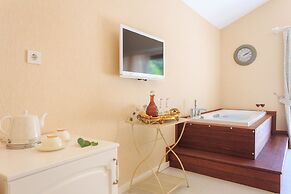 Flamingo Hotel & Spa - Pet Friendly