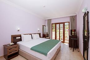 Flamingo Hotel & Spa - Pet Friendly