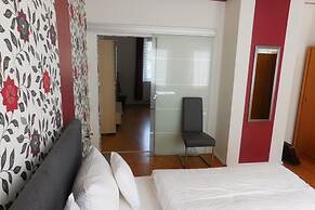 Hotel Pension am Kurmittelhaus