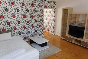 Hotel Pension am Kurmittelhaus