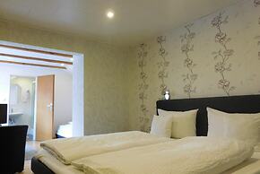 Hotel Pension am Kurmittelhaus