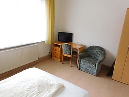 Hotel Pension am Kurmittelhaus