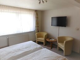 Hotel Pension am Kurmittelhaus