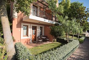 Katalagari Country Suites