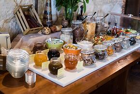 Katalagari Country Suites