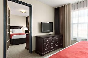 Country Inn & Suites by Radisson, Kansas City at Village West, KS