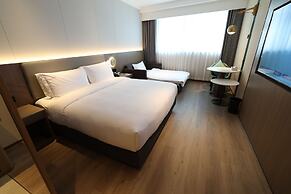 Holiday Inn Shanghai Jing'an by IHG