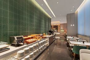 Holiday Inn Shanghai Jing'an by IHG